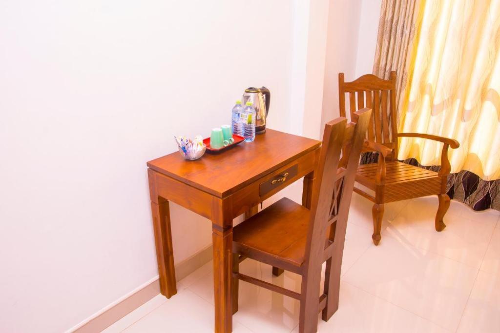 Homestay Garden Rest קנדי מראה חיצוני תמונה