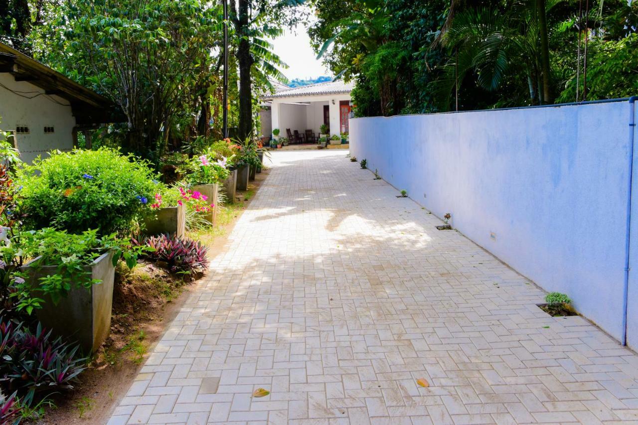 Homestay Garden Rest קנדי מראה חיצוני תמונה