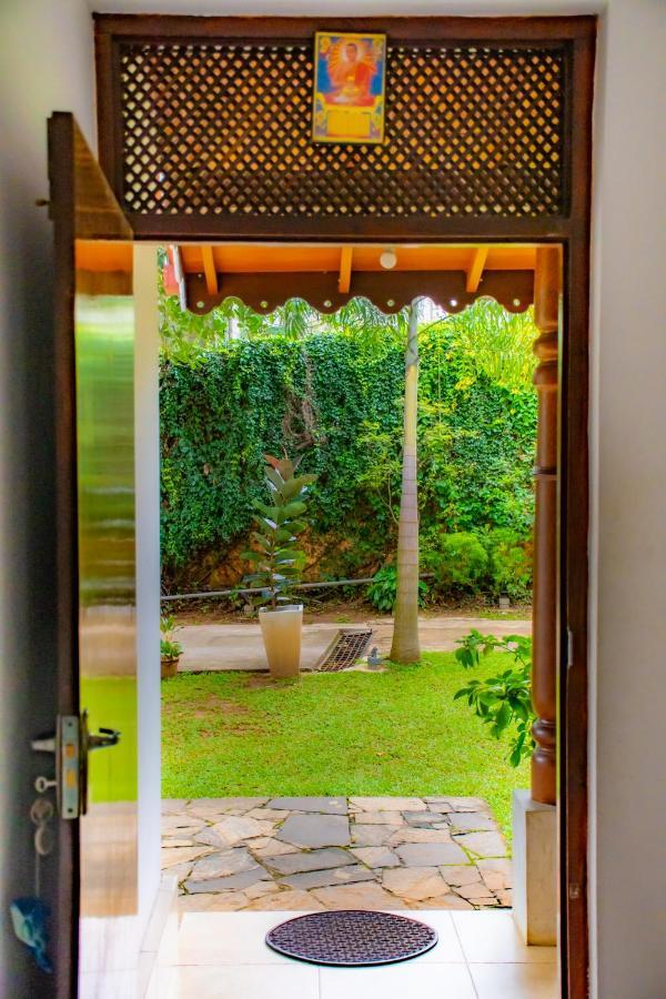 Homestay Garden Rest קנדי מראה חיצוני תמונה